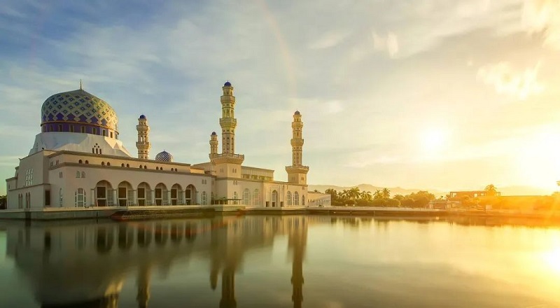 馬來西亞獨特的水上清真寺
